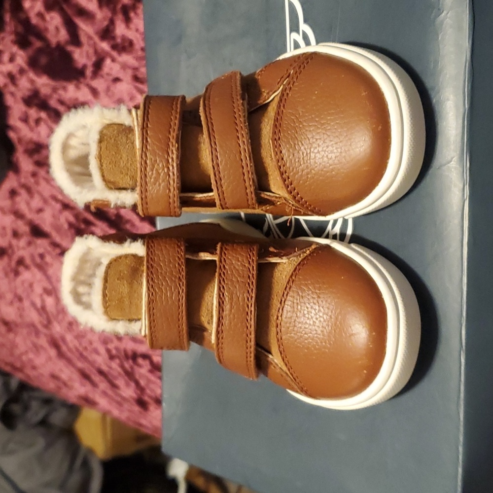 Toddler UGG boots (size 6)